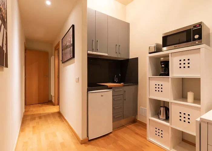 2762 - Ab Park Guell Apartment B-Ii